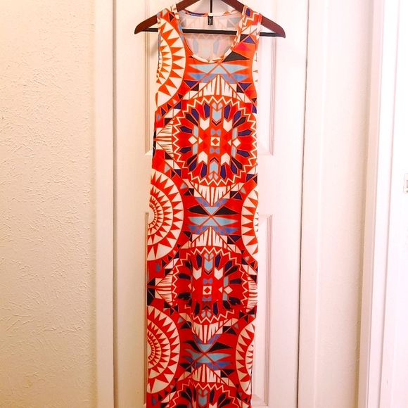 NWOT Tribal Print Maxi Dress - Picture 4 of 4